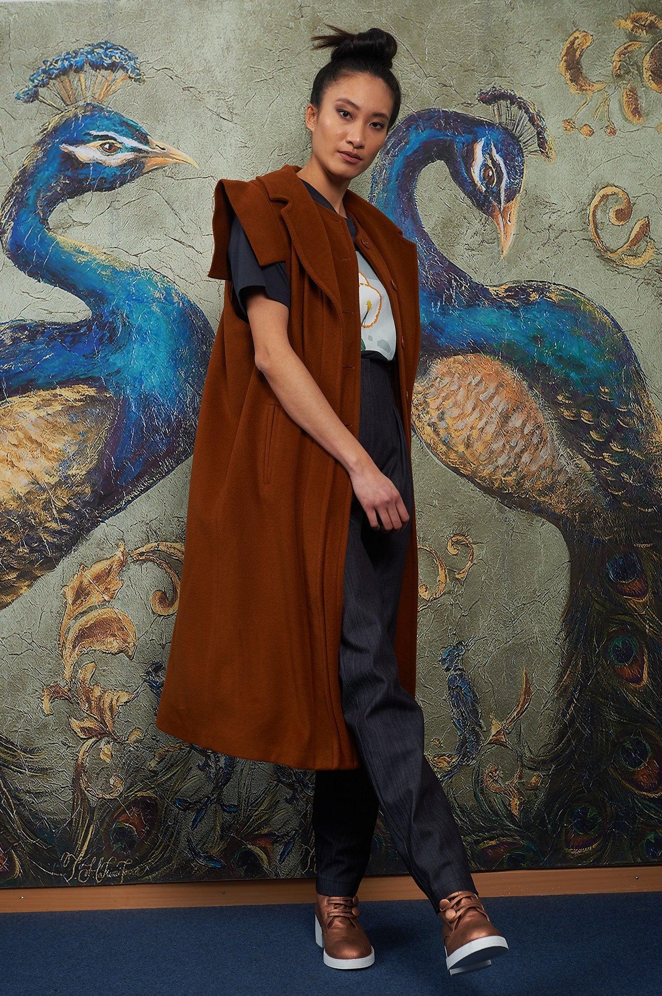 Long Vest Brown