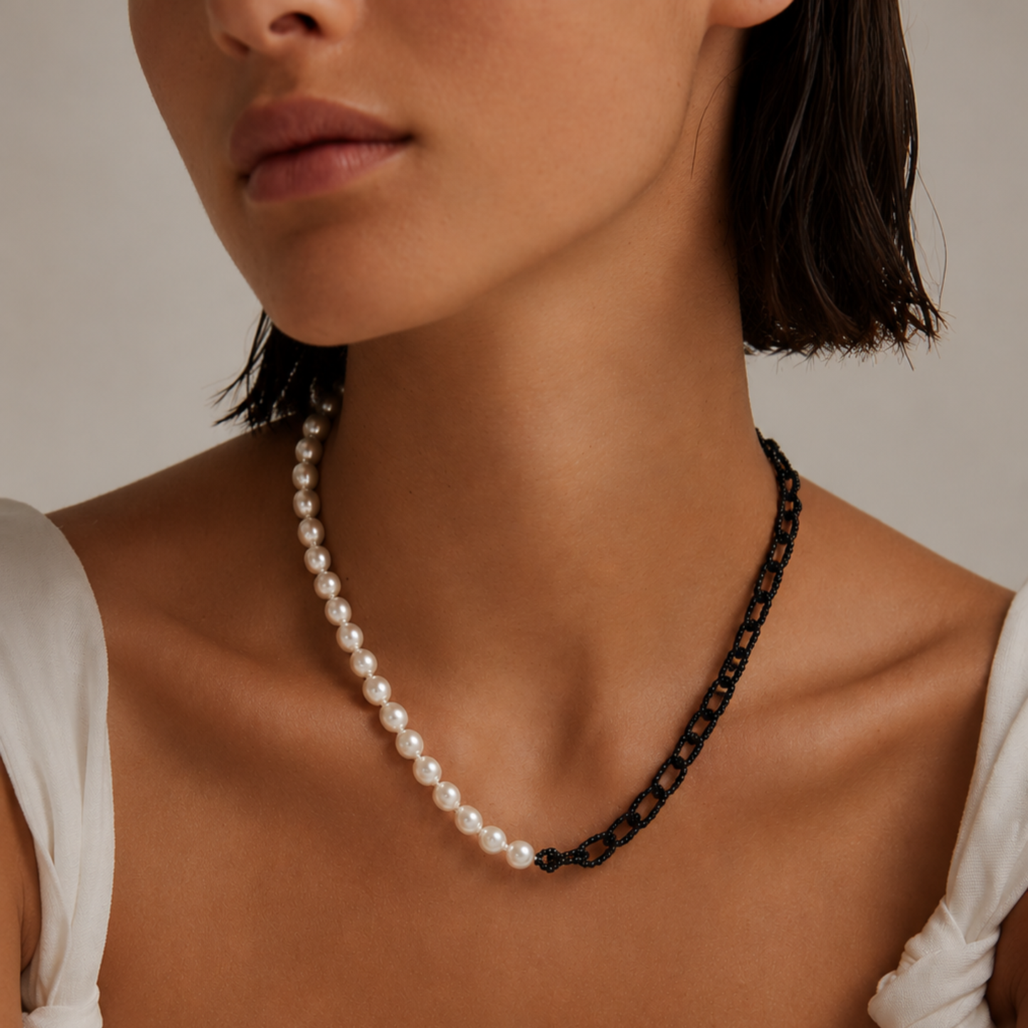 White Black Combo Links Pearl