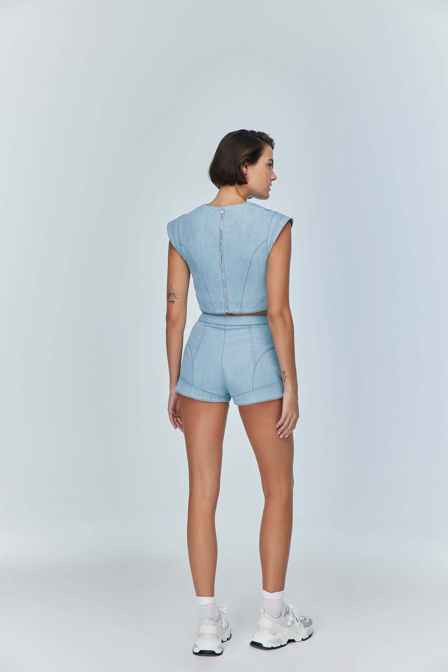 JENDUE Marvel V-Neck Denim Top - Stylish Women's Jean Blouse