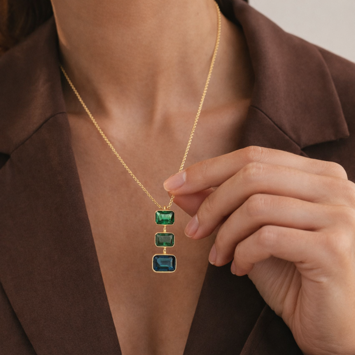 14K Gold Emerald Cascade Necklace