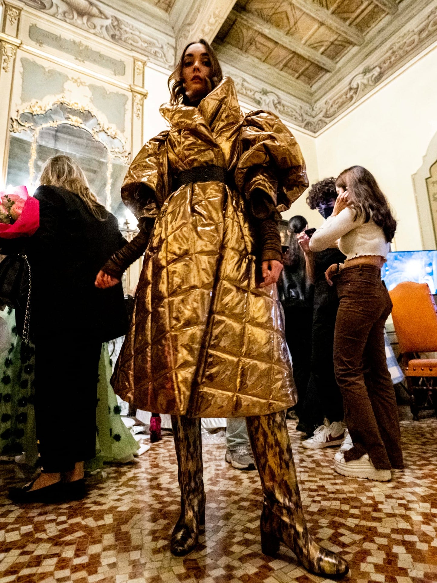 Runway Coat Bronze