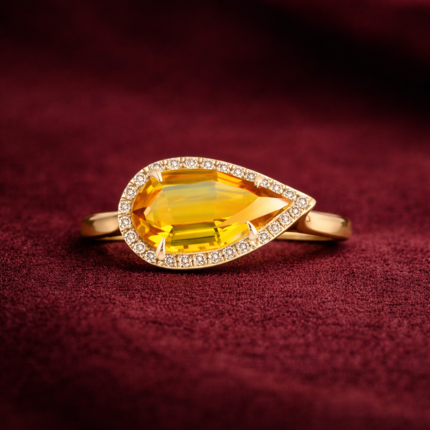 18K Gold Pear Diamond Ring