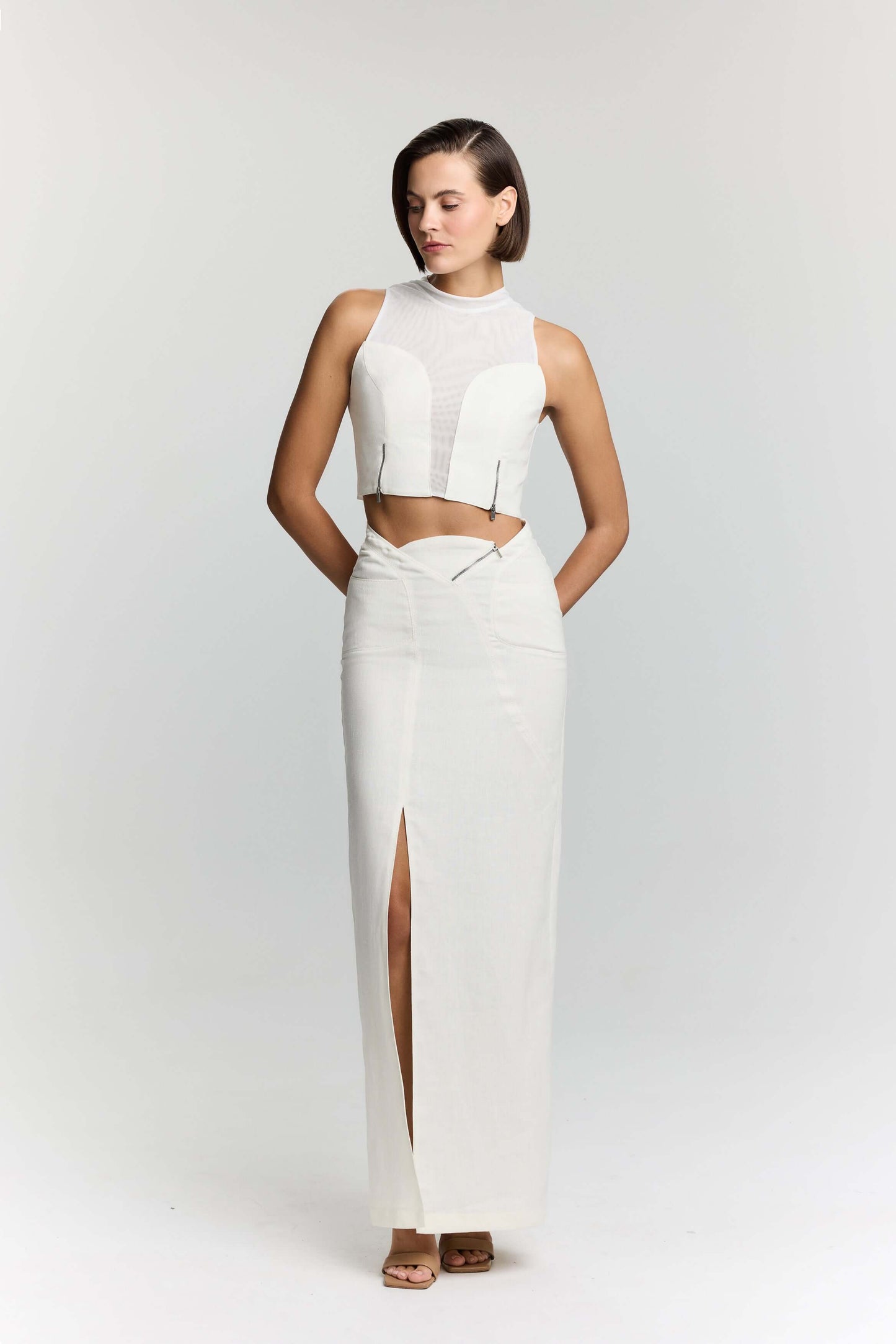 JENDUE Serena Linen Maxi Skirt — White