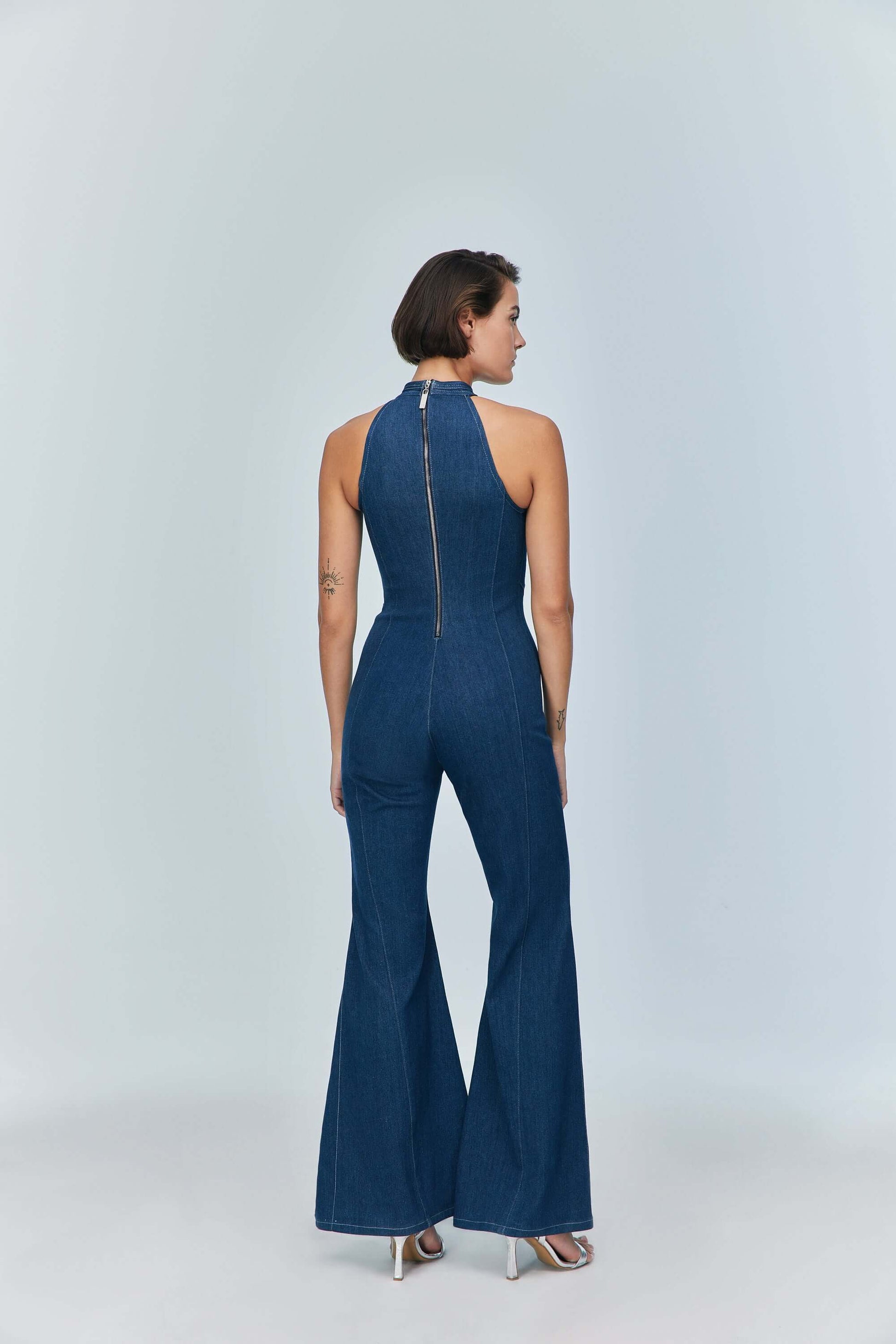 JENDUE Sosa Maxi Denim Jumpsuit - Halter Neck & Flare Leg