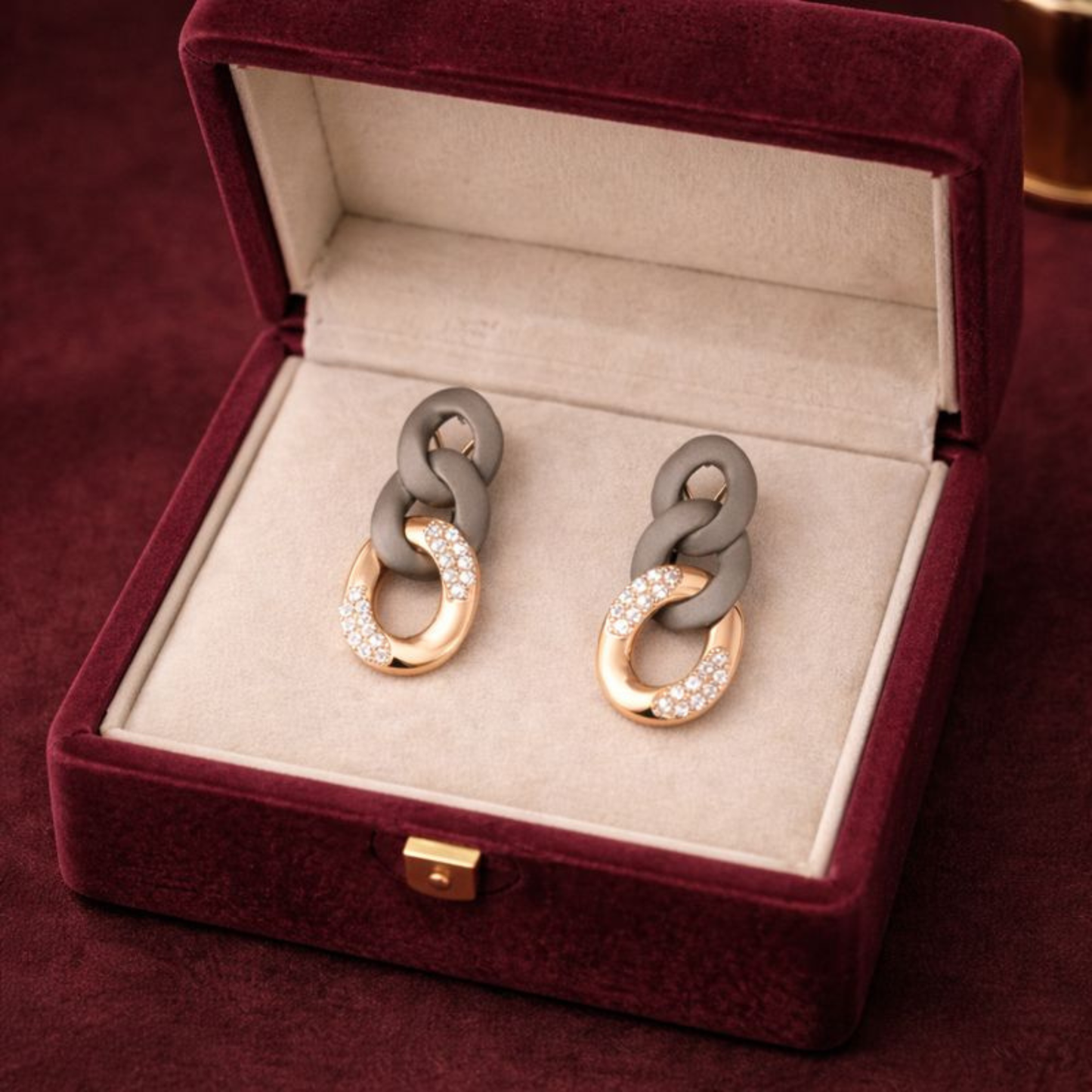 Groumettona Links Gold & Diamond Earrings