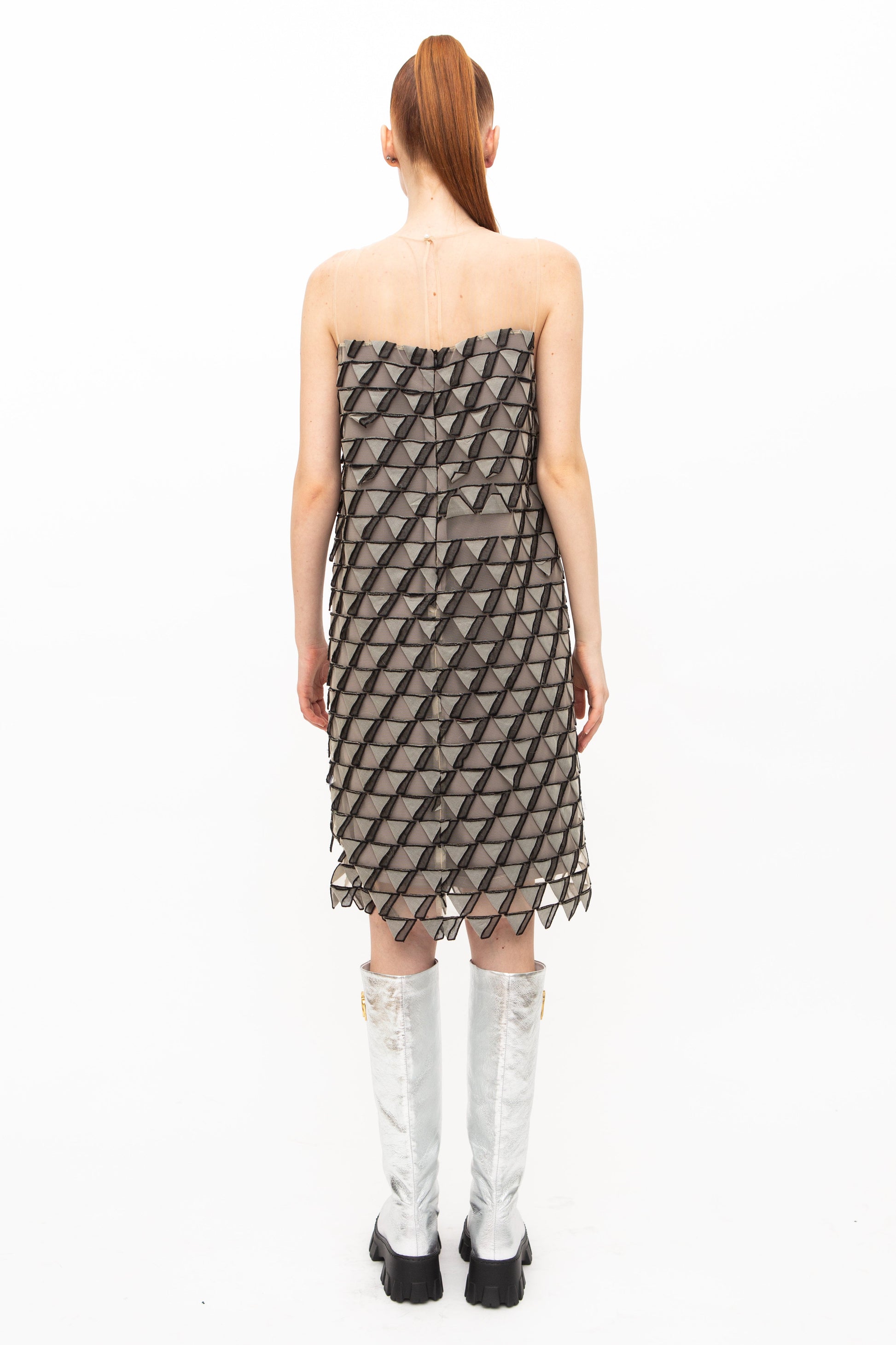 Dress Sleeveless Embroidery unique