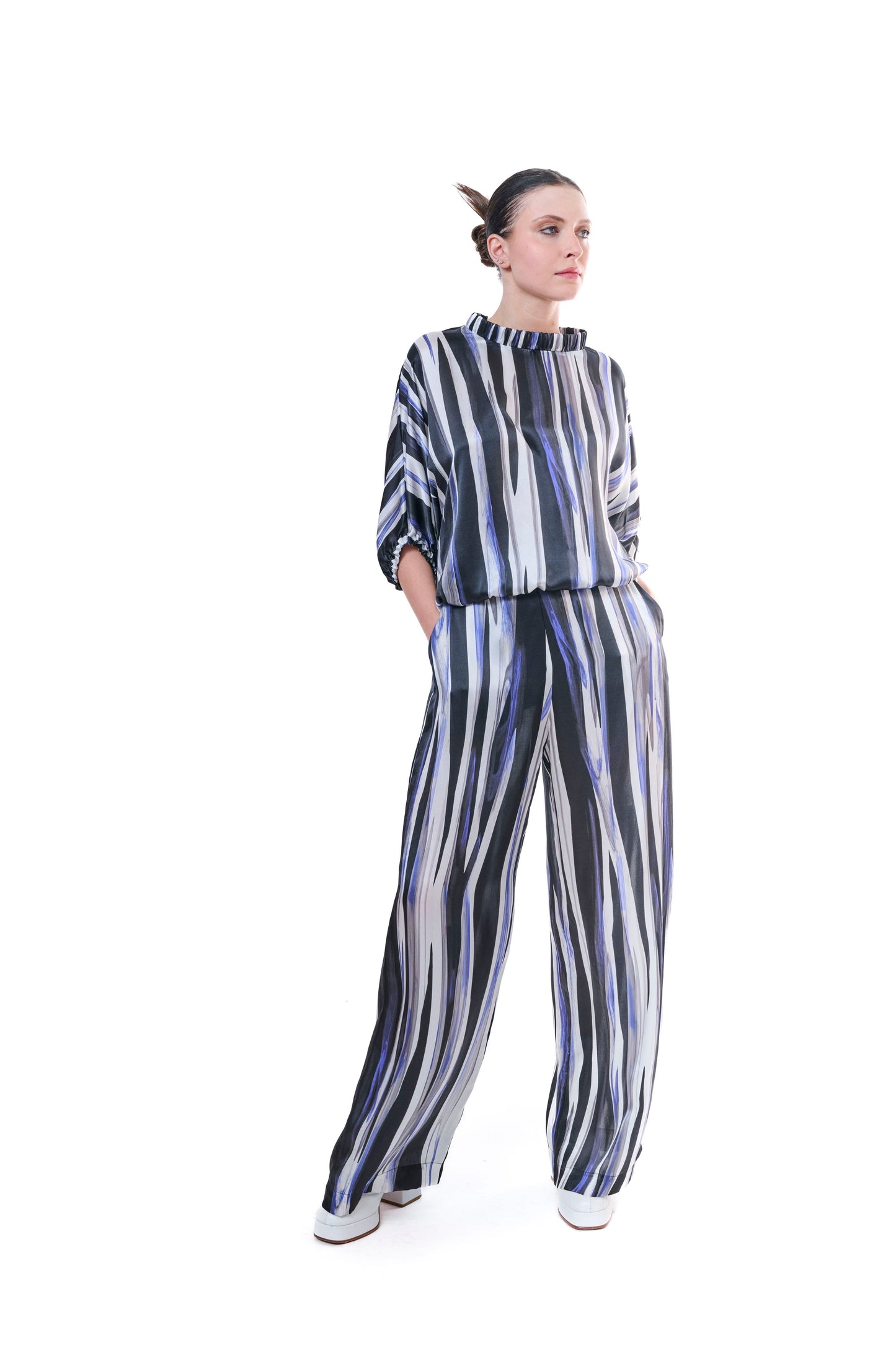Top Stripes Flowing Silk