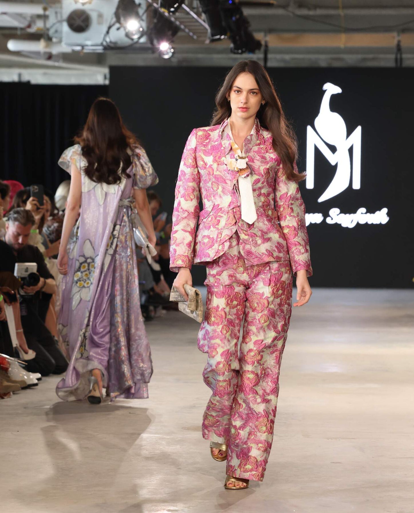 Suit Floral