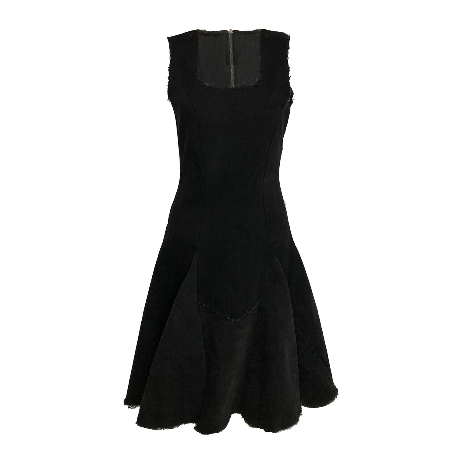 Lucy Dress- Classic Fit & Flare