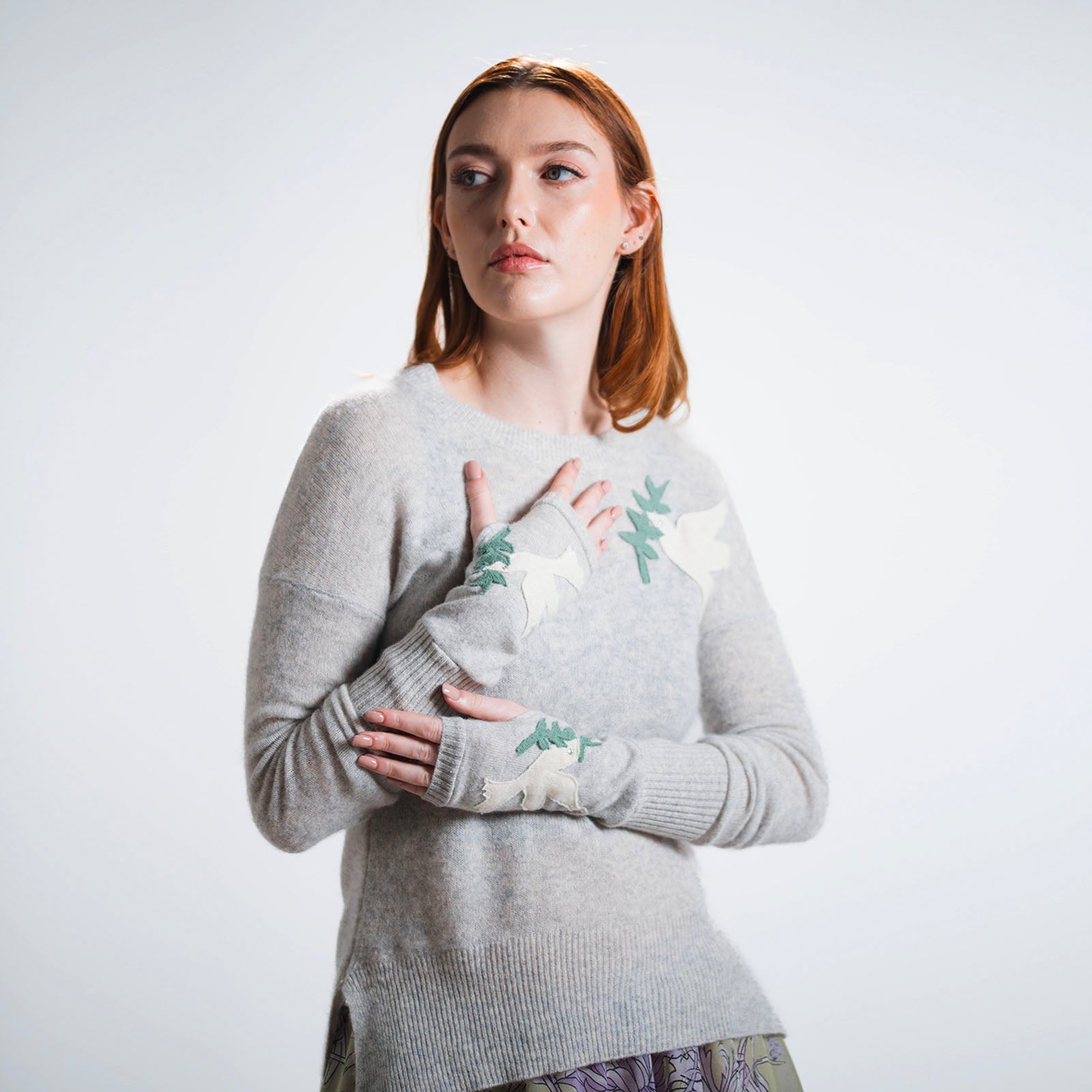 Peace Dove Gloves – Heather Grey