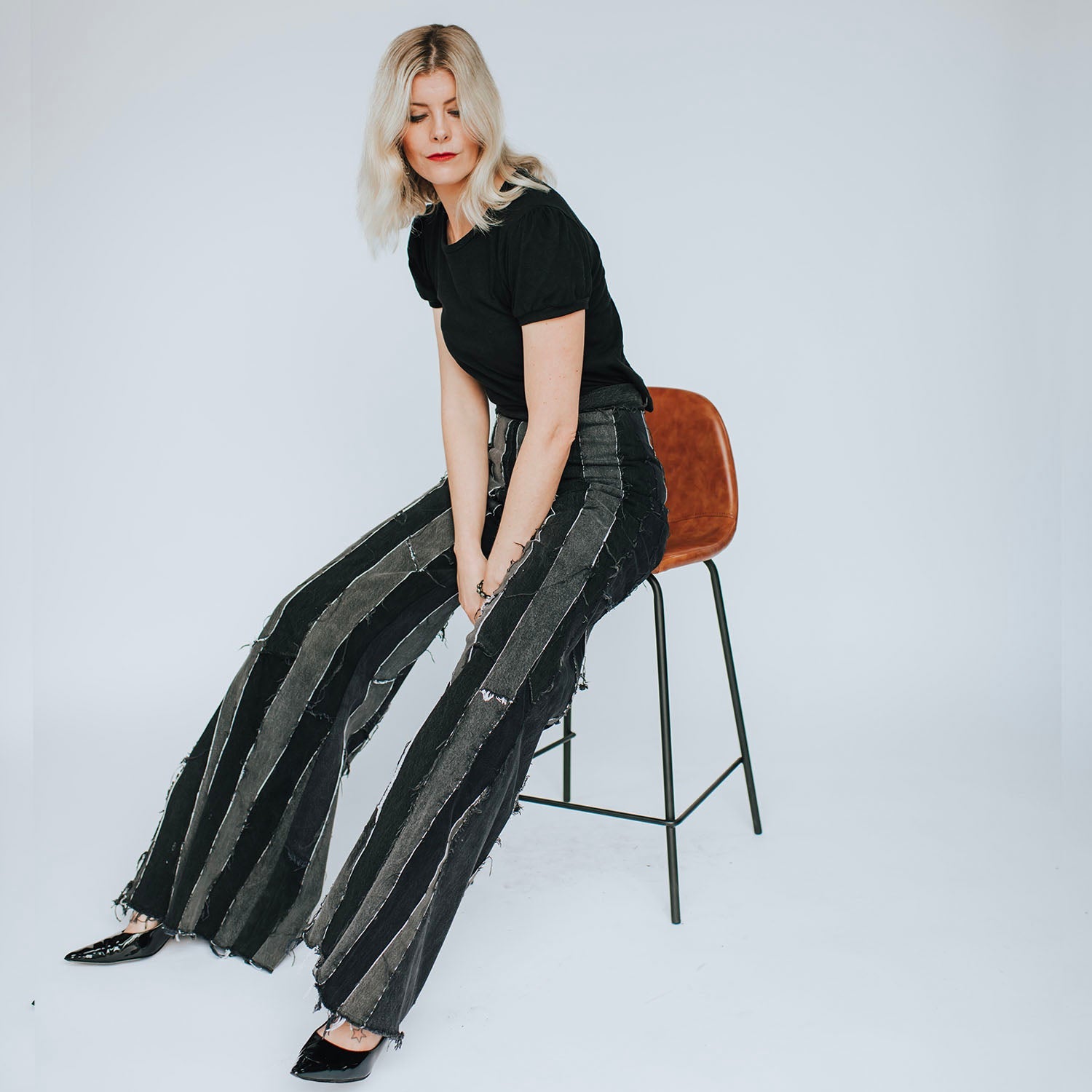 Wide Leg Layla Stripe Jean — Neutral Black